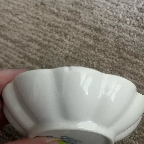 Vintage Coastal grandma White shell trinket dish - Picture 3 of 5